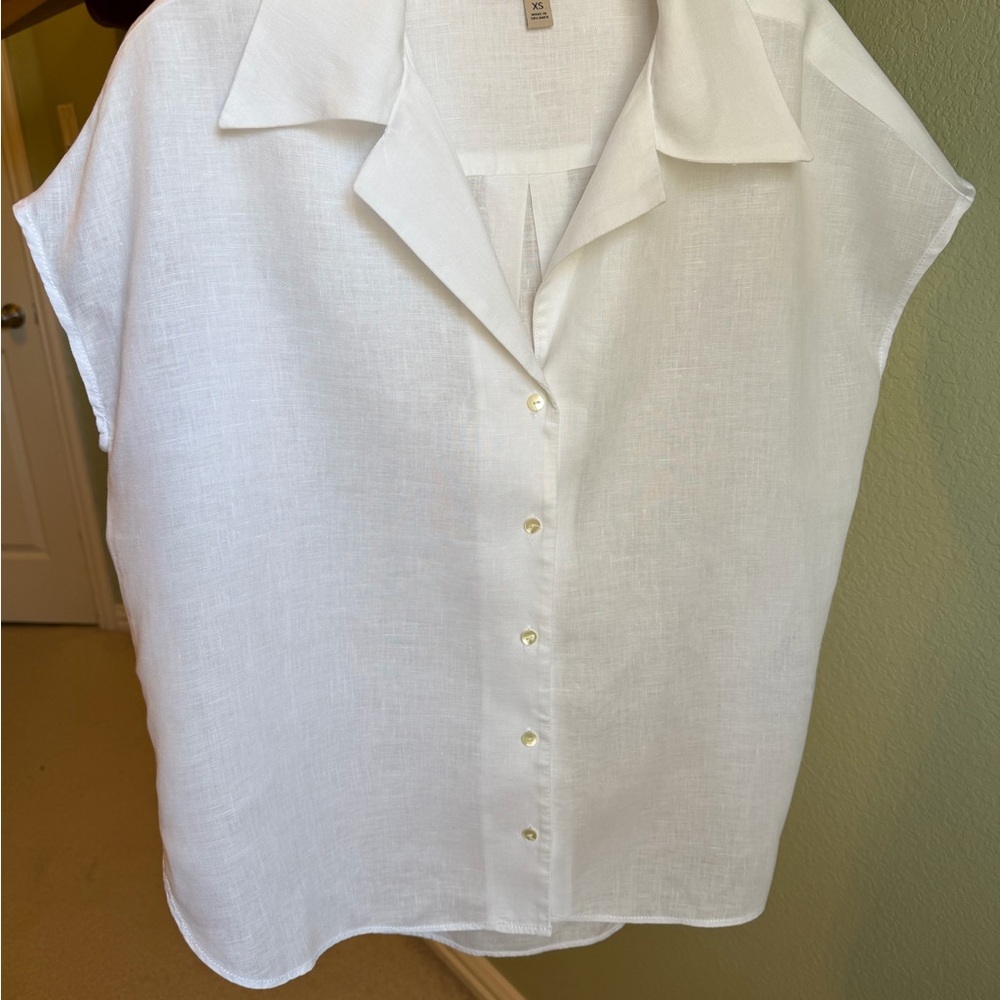 Banana Republic White 100% Linen Button Front Blouse XS Lightweight Summer Top